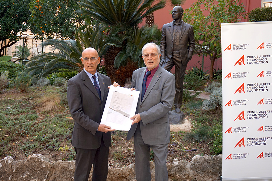 « Signature du dossier final « Des Alpes de la Méditerranée » avant son dépôt au secrétariat permanent de l’UNESCO
