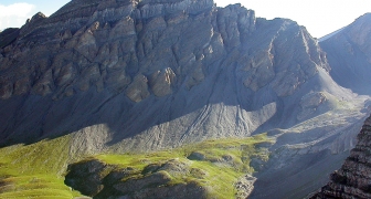 Depuis le Bonnet Carré, (2770 m), la Petite Cavale à droite.